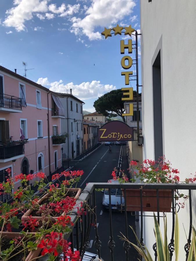 Hotel Zodiaco Bolsena Exterior foto